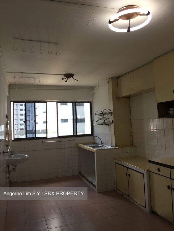 Blk 306 Jurong East Street 32 (Jurong East), HDB 3 Rooms #201864142